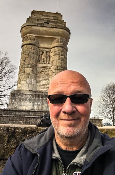 Der Bismarckturm in Stuttgart: Highlight über den Dächern der Stadt