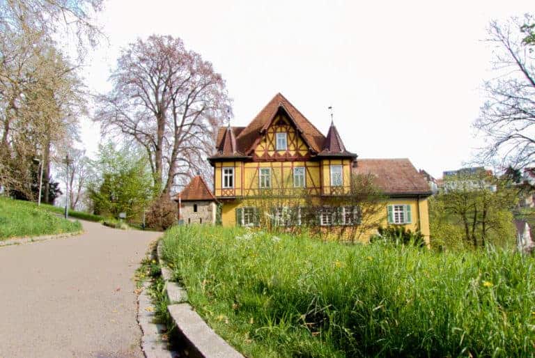 Palmsches Schloss Stuttgart Mühlhausen - zum Vorbeilaufen schön Palmsches Schloss Stuttgart Mühlhausen - zum Vorbeilaufen schön