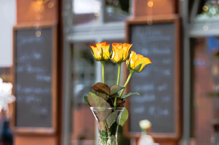 Cafe Bistro Courage Gerlingen - durch die Blume gesagt willkommen heißen Cafe Bistro Courage Gerlingen - durch die Blume gesagt willkommen heißen