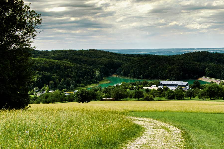 Der Glems Stausee: erwarte 3 Mal das Unerwartete 4 Glems Stausee - Blick auf den See auf dem Weg zum Oberbecken