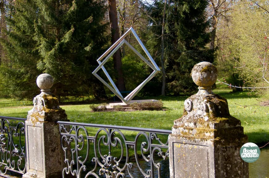 Der Schlosspark Donaueschingen mit fürstlichem Ambiente 3 Kunst im Schlosspark Donaueschingen - kleines Kontrastprogramm